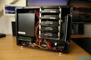 LianLi PC-Q25B Innenaufteilung mit Festplatten
